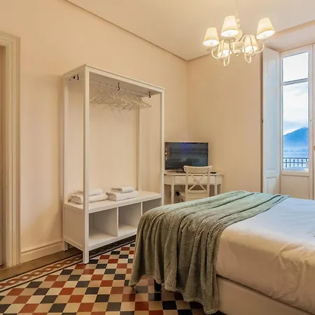 Cavour Charming Terrace Appartamento *
