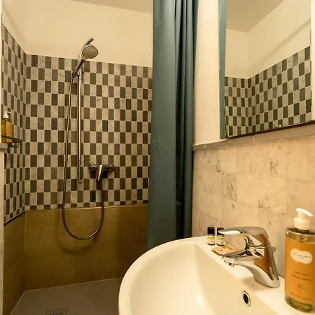 Cavour Charming Terrace Apartment