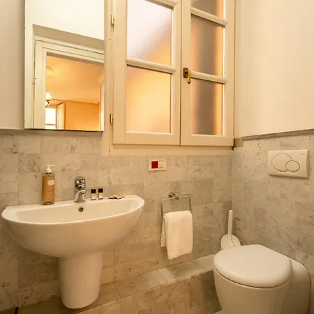 Apartment Cavour Charming Terrace *